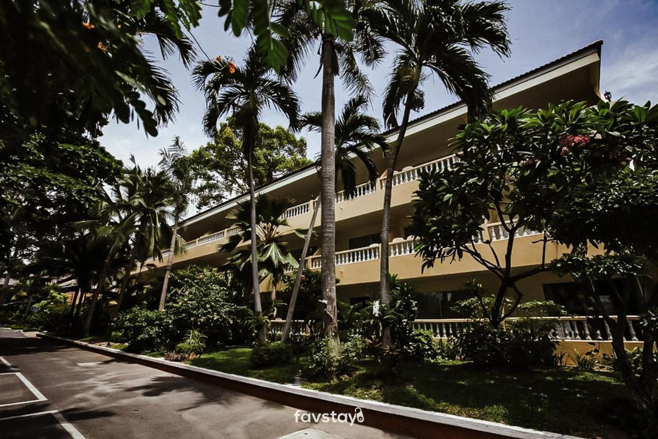 Twin Palms Suites And Residence Pattaja Kültér fotó